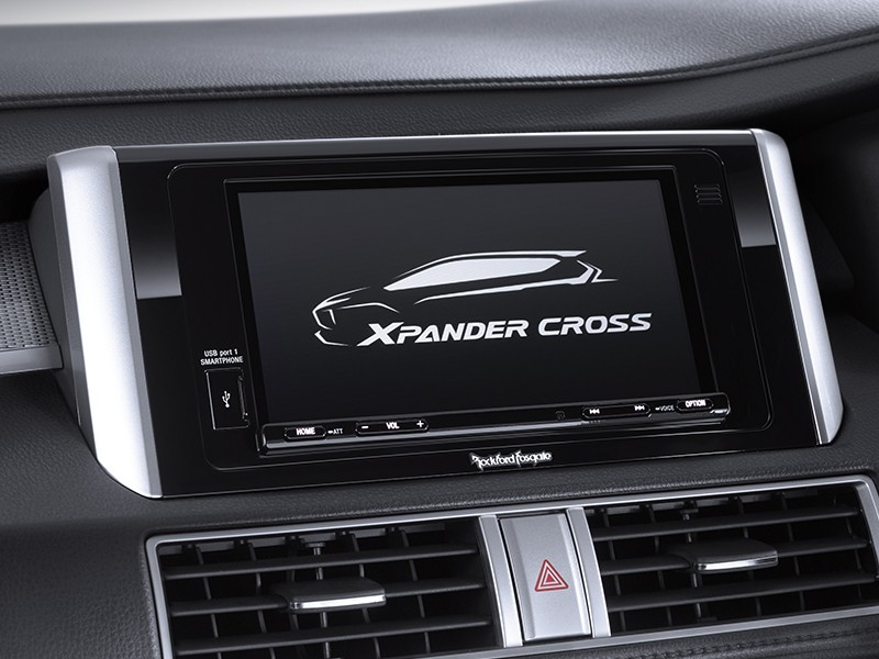 Mitsubishi Xpander Cross Black Edition